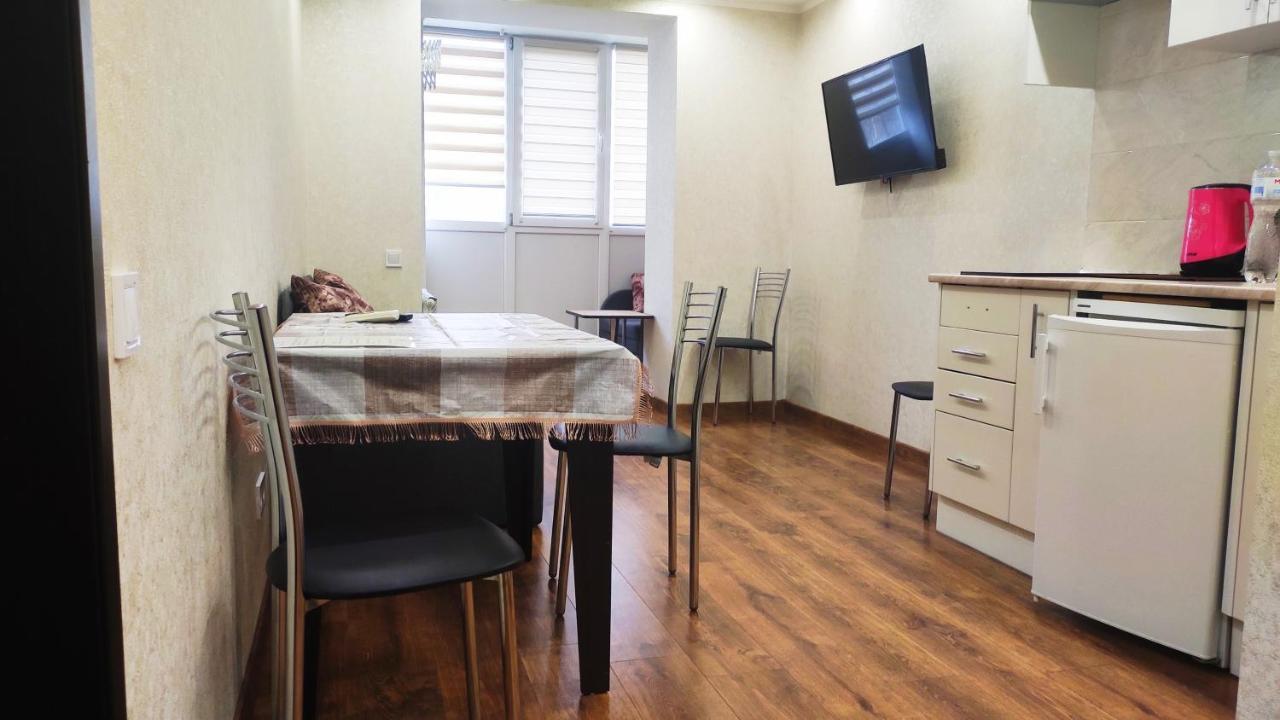 Уютная Квартира У Моря Apartment Odessa Ngoại thất bức ảnh